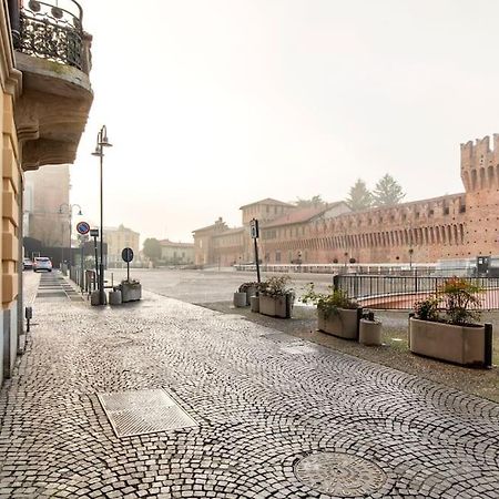 Ferienwohnung Al Castello Galliate Exterior foto
