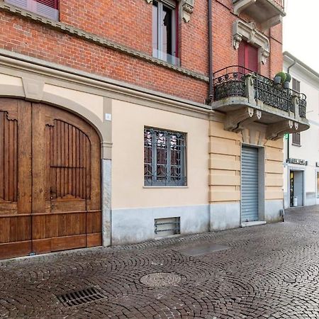 Ferienwohnung Al Castello Galliate Exterior foto