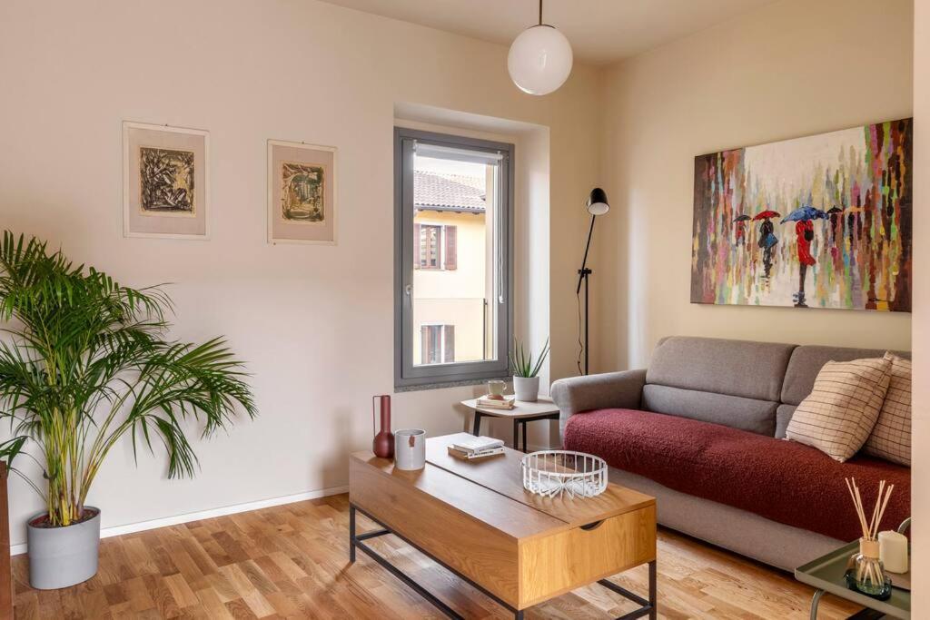 Ferienwohnung Al Castello Galliate Exterior foto