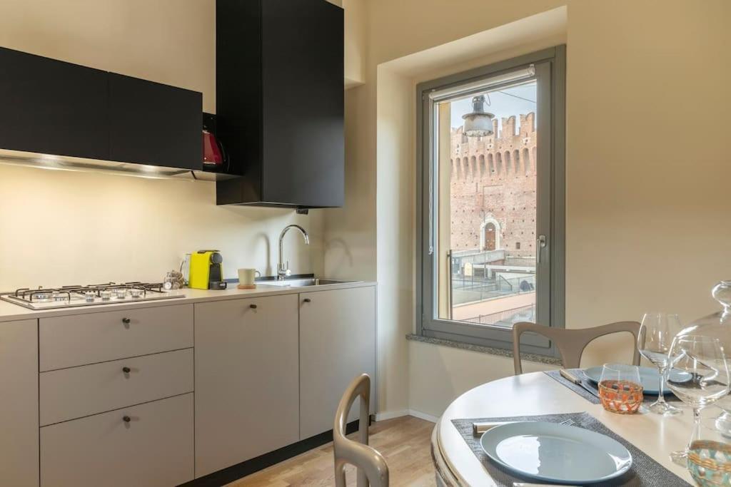 Ferienwohnung Al Castello Galliate Exterior foto