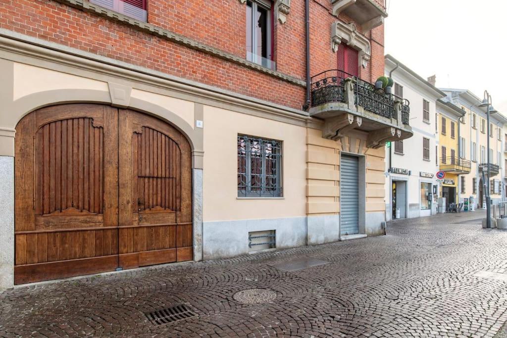 Ferienwohnung Al Castello Galliate Exterior foto